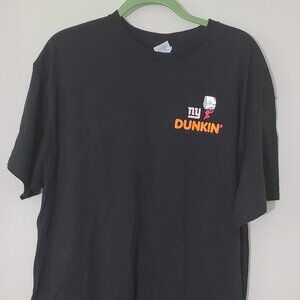 Dunkin Donuts T-Shirt NY Giants Size XL T-Shirt New Dunkin × NY Giants